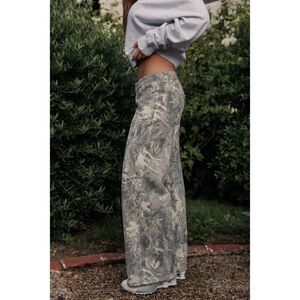 Love Soho Low Rise Wide Leg Jeans Juniors 3 Gray Camo Tree Print Y2K NWT